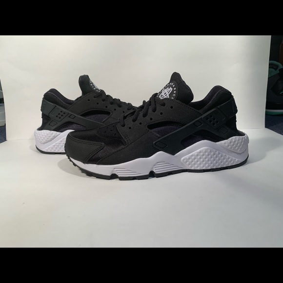 womens black huaraches size 8